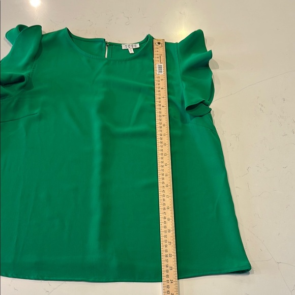 TCEC Green Ruffle Sleeve Top - Picture 7 of 15